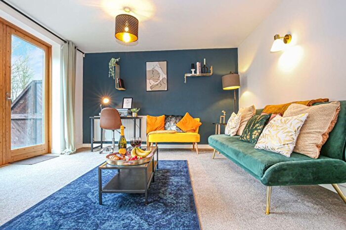 2 Bedroom Flat To Rent In Campbell Park Civil Parish, MK9