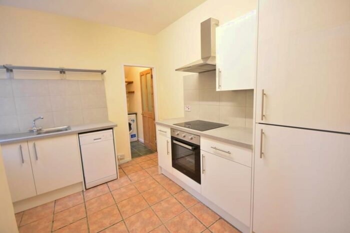 2 Bedroom Flat To Rent In Shortridge Terrace, Jesmond, Newcastle Upon Tyne NE2