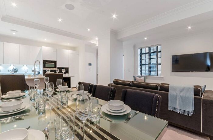 2 Bedroom Flat To Rent In Palace Wharf, Hammersmith, London, W6