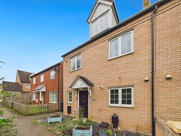 4 Bedroom Semi-Detached House For Sale In The Furrow, Littleport, CB6