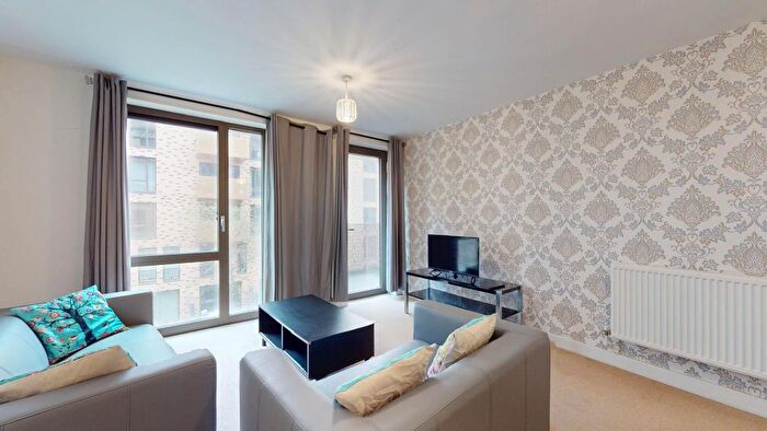 2 Bedroom Flat To Rent In Nelson Walk, London, E3