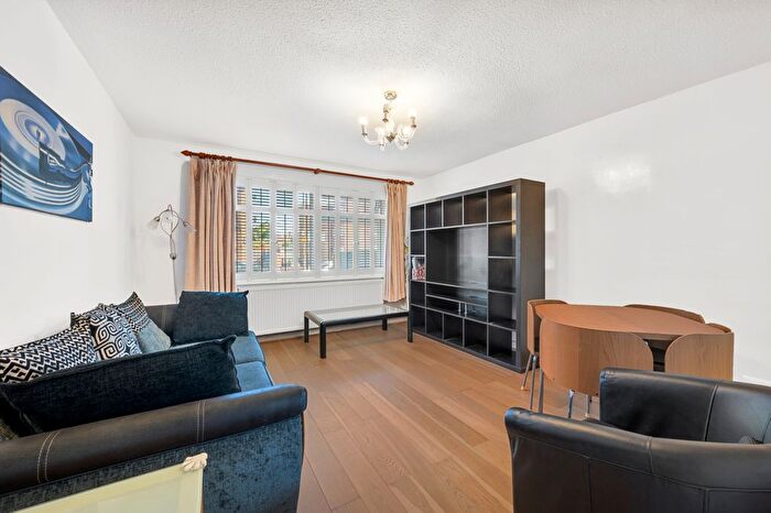 1 Bedroom Flat To Rent In Hartfield Road, London, SW19