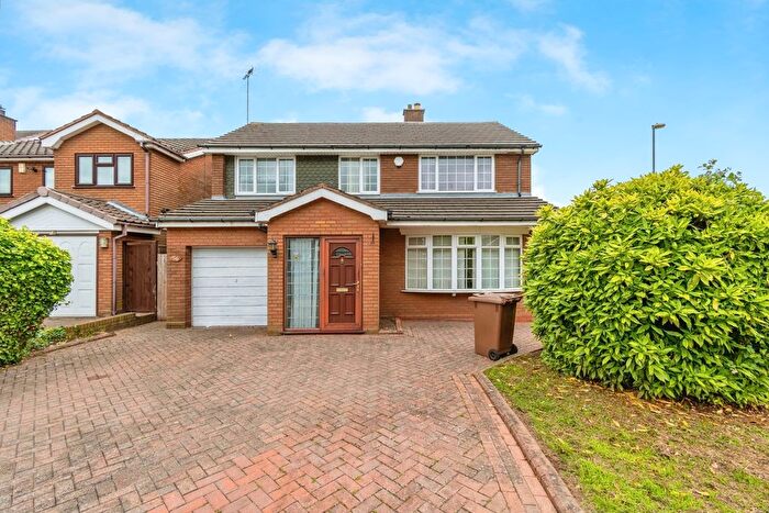4 Bedroom Detached House For Sale In Greaves Avenue, Walsall, West Midlands, WS5