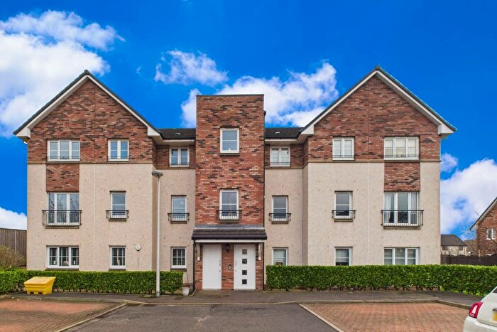 2 Bedroom Flat For Sale In James Weir Grove, Glasgow, G71