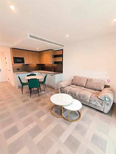1 Bedroom Apartment To Rent In Boxwood Gardens, London, E1W