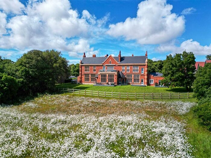 2 Bedroom Apartment For Sale In Courtstairs Manor, Ramsgate, CT11