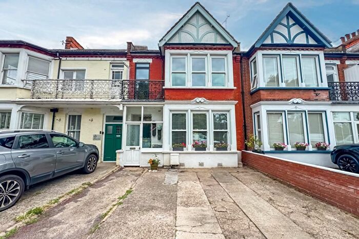 4 Bedroom Terraced House For Sale In Kensington Road, Southend-On-Sea, SS1