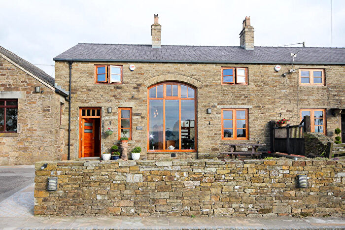 3 Bedroom Farm House To Rent In Plantation Rd, Edgworth, Bolton, Lancs, BL7