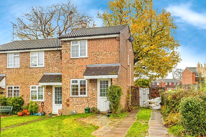 2 Bedroom End Of Terrace House For Sale In Berry Close, Burgess Hill, RH15