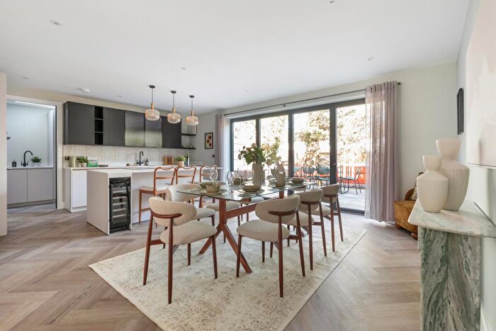 5 Bedroom Semi Detached House For Sale In Plot The Palm Houses Shelley Close, Edgware, HA8