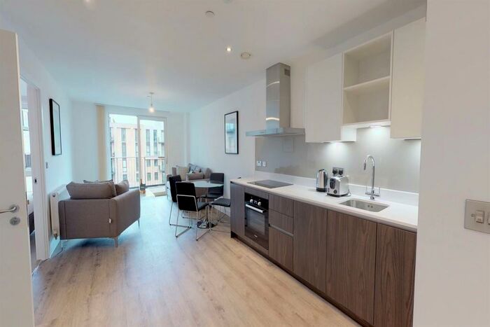 2 Bedroom Apartment To Rent In Middlewood Locks, M5