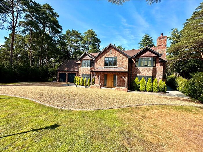 5 Bedroom Detached House For Sale In Ashley Drive North, Ashley Heath, Ringwood, BH24