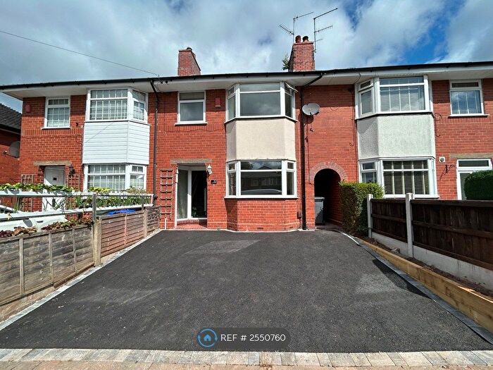4 Bedroom Terraced House To Rent In Ashlands Road, Stoke On Trent, ST4