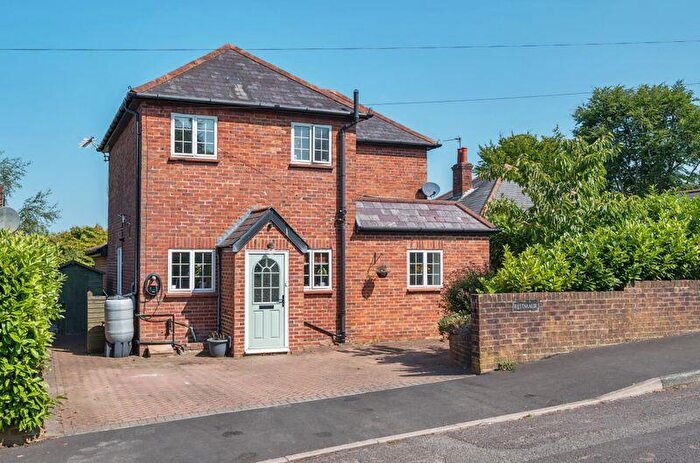 5 Bedroom Character Property To Rent In Beacon Hill Road, Beacon Hill, GU26