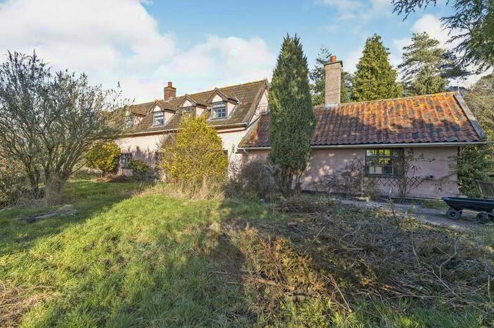 4 Bedroom Detached House For Sale In Larling, Norwich, NR16