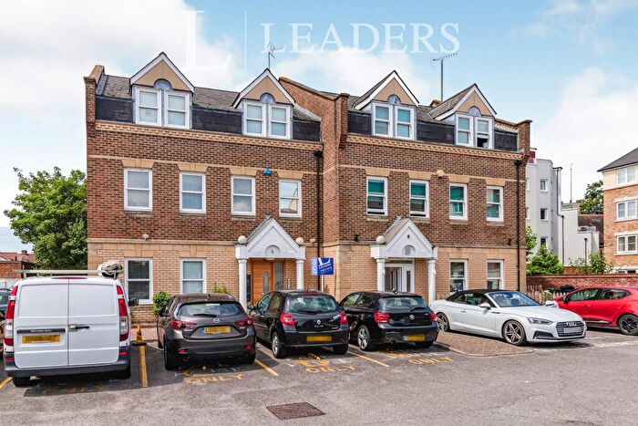 1 Bedroom Flat To Rent In The Quintet, Pace House, Churchfield Road, KT12