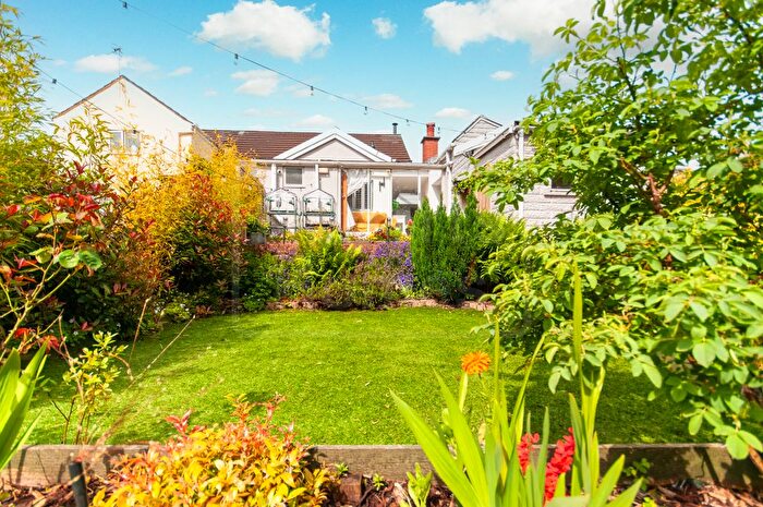 3 Bedroom Terraced House For Sale In Swan Lane, Ystalyfera, Swansea., SA9