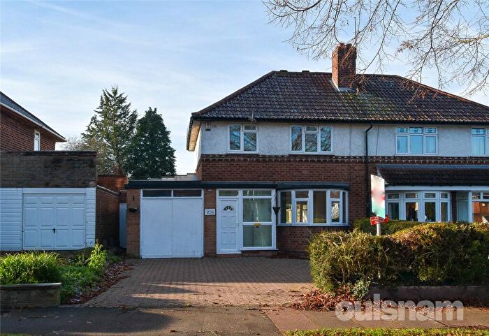 3 Bedroom Semi Detached House For Sale In Hollie Lucas Road, Kings Heath, Birmingham, B13