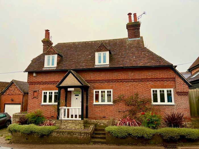 3 Bedroom Cottage To Rent In Upper Street, Hollingbourne ME17
