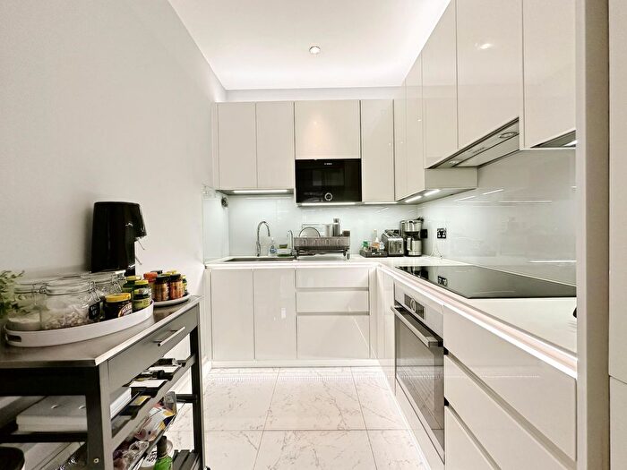 2 Bedroom Flat To Rent In Westminster Green, Westminster, London, SW1P