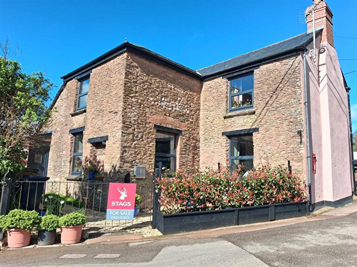 3 Bedroom Detached House For Sale In Clatworthy, Taunton, TA4
