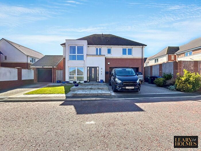 5 Bedroom Detached House For Sale In Range View, Whitburn, SR6