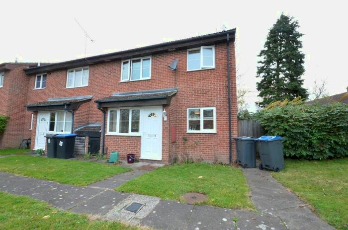 1 Bedroom Terraced House To Rent In Sycamore Walk, Englefield Green, Egham TW20