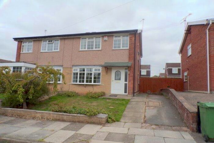 3 Bedroom Semi-Detached House To Rent In Sandpiper Close, Wirral, CH49