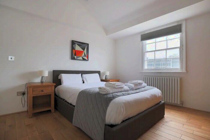 2 Bedroom Property To Rent In Eccleston Square, Pimlico . All Bills Included. (Lndn-E), CC44