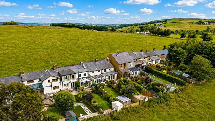 2 Bedroom Cottage For Sale In Whalley Terrace, Tockholes, BB3