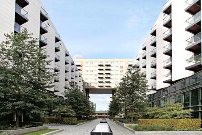 1 Bedroom Flat For Sale In Baltimore Wharf, Canary Wharf, London, E14