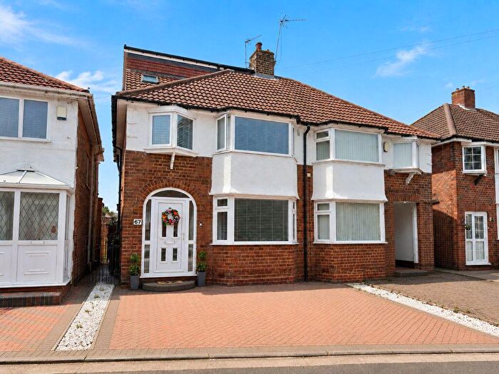 3 Bedroom Semi Detached House For Sale In Hansons Bridge Road, Birmingham, B24