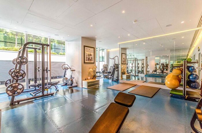 Studio For Sale In The Heron, City, London, EC2Y - Photo 3