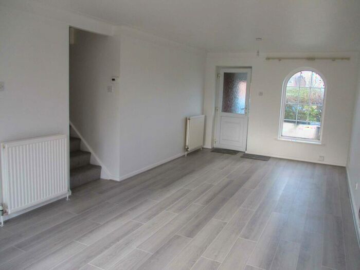 3 Bedroom Terraced House To Rent In Fylde Road, PR9