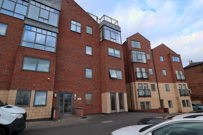 2 Bedroom Flat To Rent In Greestone Mount, Lincoln, LN2