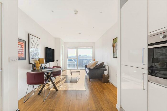 1 Bedroom Apartment To Rent In Atkins Square, Dalston Lane, London, E8