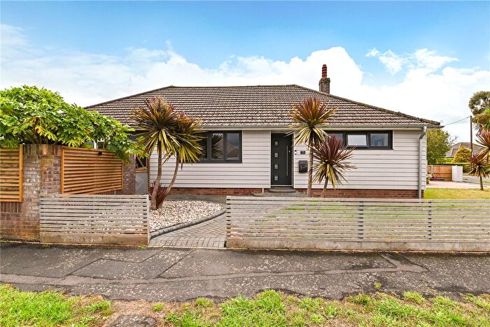 3 Bedroom Bungalow For Sale In Barton Drive, Barton On Sea, New Milton, Hampshire, BH25
