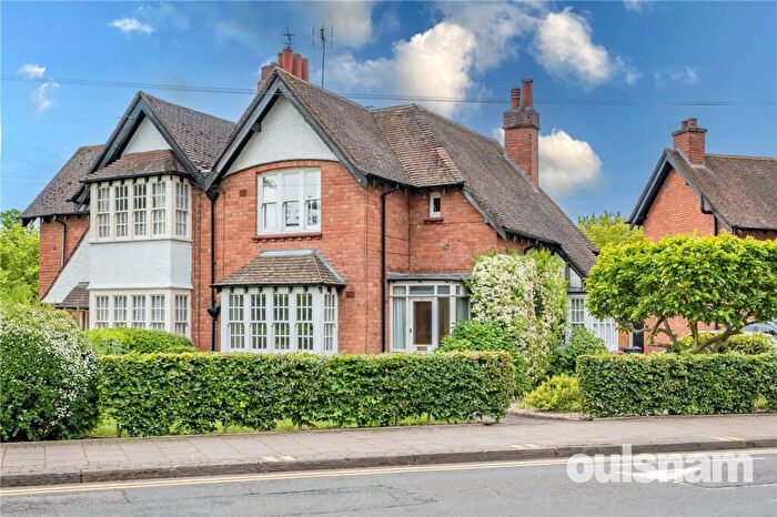 2 Bedroom Semi-Detached House For Sale In Woodbrooke Road, Bournville, Birmingham, B30