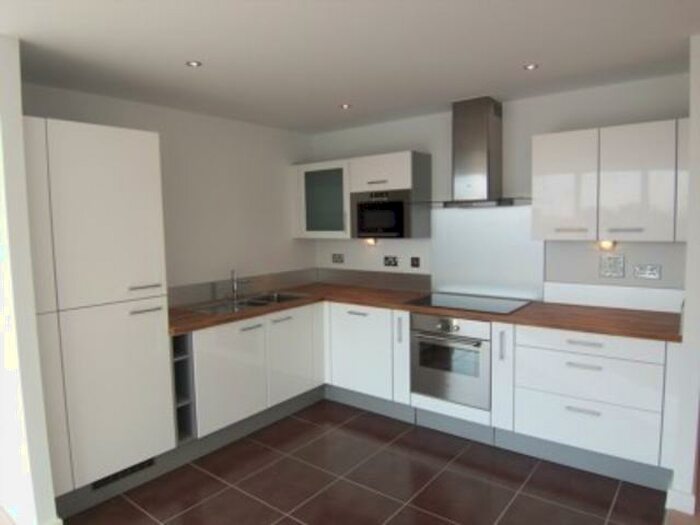 2 Bedroom Apartment To Rent In Alaska Building, Western Gateway, Royal Victoria Docks, London, E16