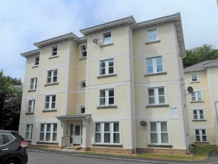 2 Bedroom Flat To Rent In Sylvan Court, Fitzroy Road, Stoke, PL1