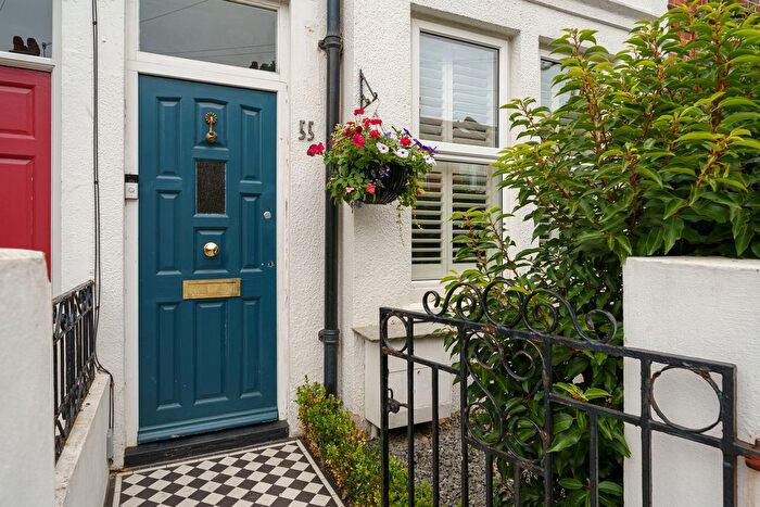 3 Bedroom Terraced House For Sale In Bennett Road, Brighton, BN2