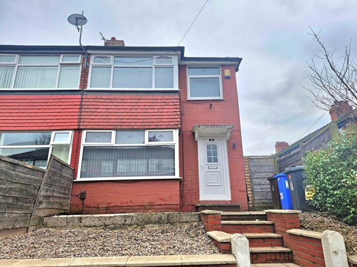 2 Bedroom Property To Rent In Sussex Drive, Droylsden, Manchester, M43
