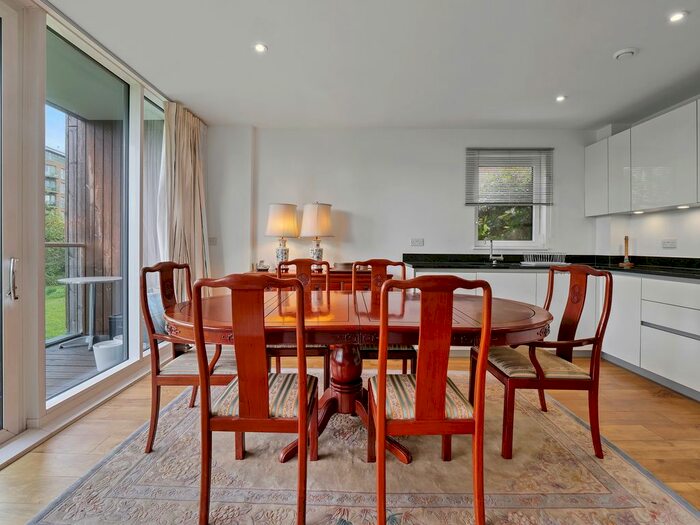 2 Bedroom Flat To Rent In Campbell Court, Kidbrooke Village, SE9