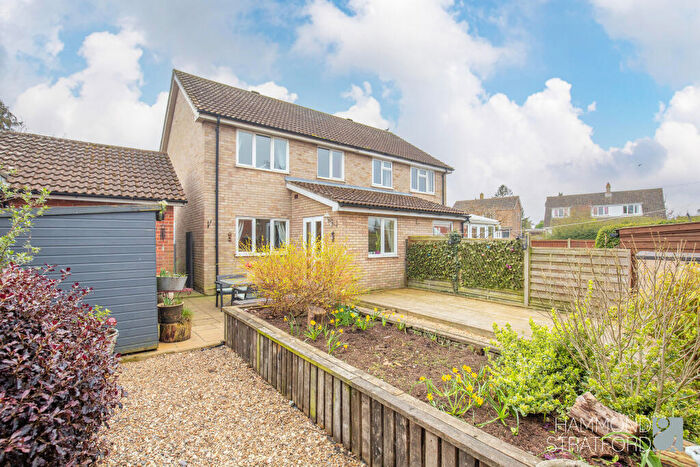 3 Bedroom Semi-Detached House For Sale In Queens Court, Attleborough, NR17
