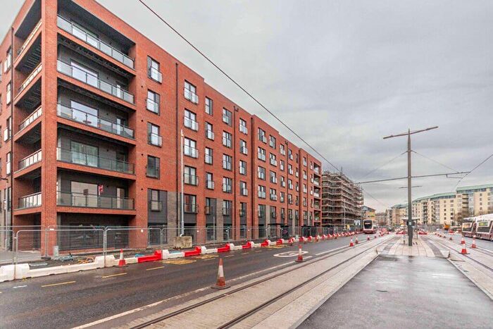2 Bedroom Flat To Rent In L Ocean Drive, Edinburgh, EH6