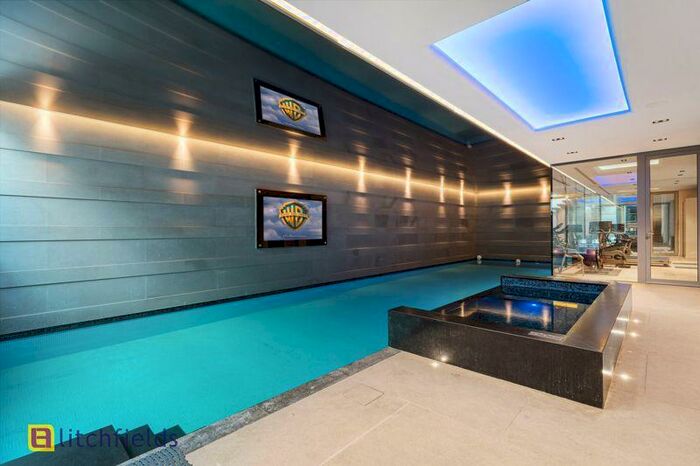 6 Bedroom Detached House To Rent In The Bishops Avenue, Hampstead Garden Suburb, N2