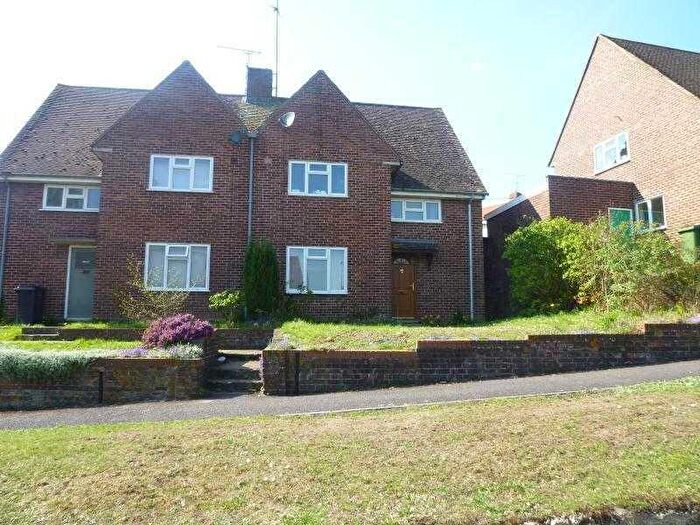 3 Bedroom Semi-Detached House To Rent In Chatham Road, Winchester, SO22