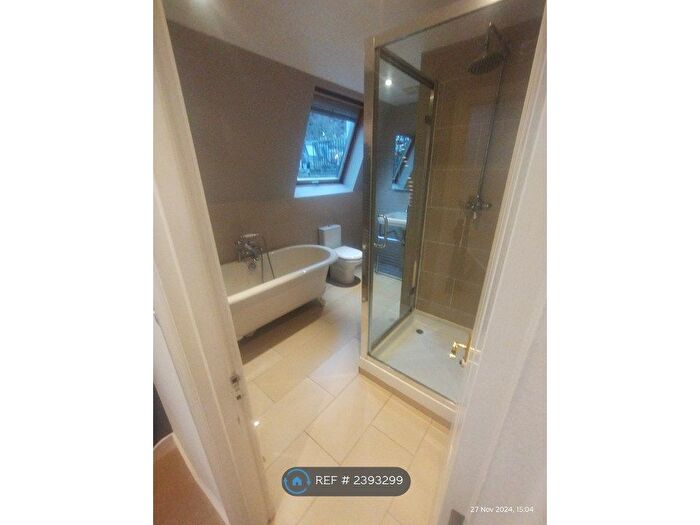 4 Bedroom Maisonette To Rent In Lots Road, London, SW10