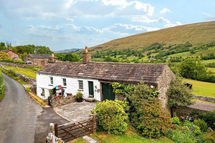2 Bedroom Cottage For Sale In Three Roods, Dent, LA10
