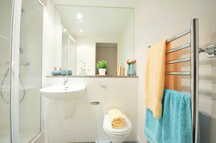 2 Bedroom Flat To Rent In Bedroom Apartment – The Linx, Manchester City Centre, M4